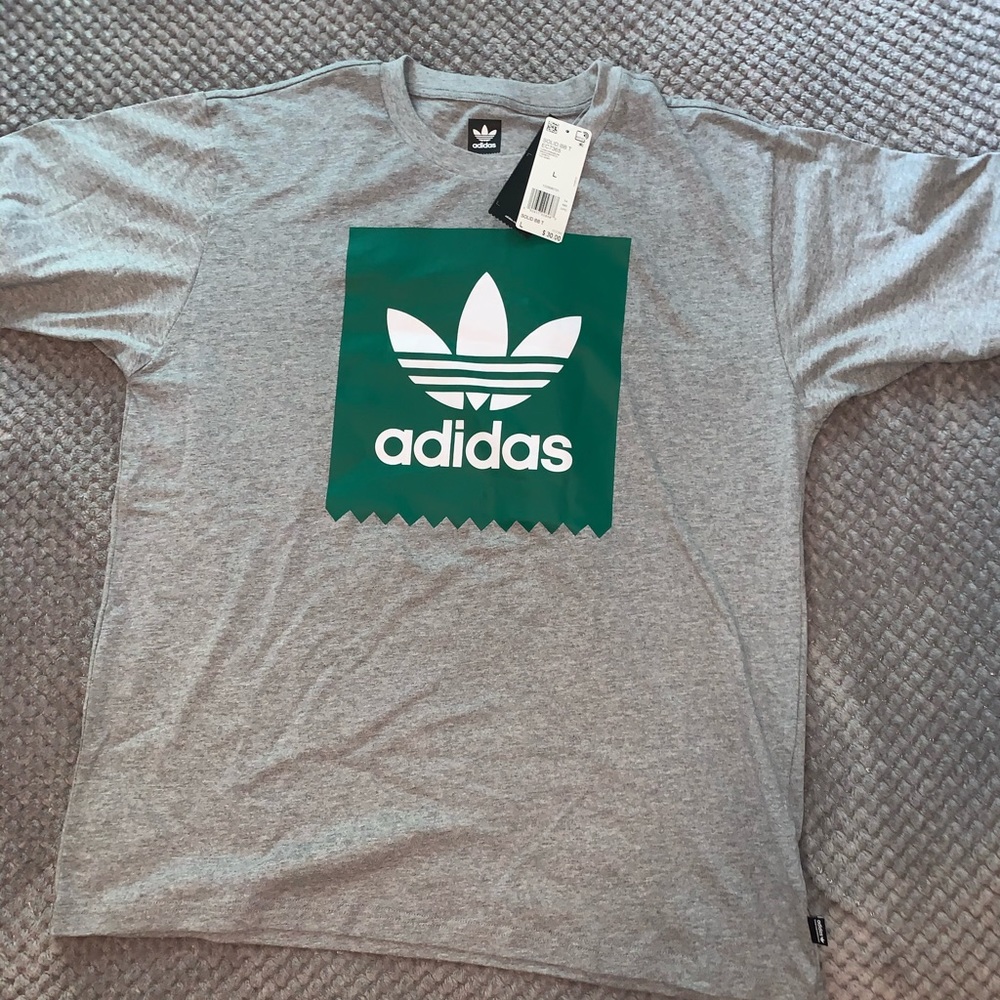 SOLD•Adidas Mens• Large T- Shirt